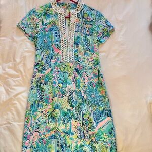 Lilly Pulitzer Adrena Stretch Shift Dress – Lilly’s House Print (Size 6)